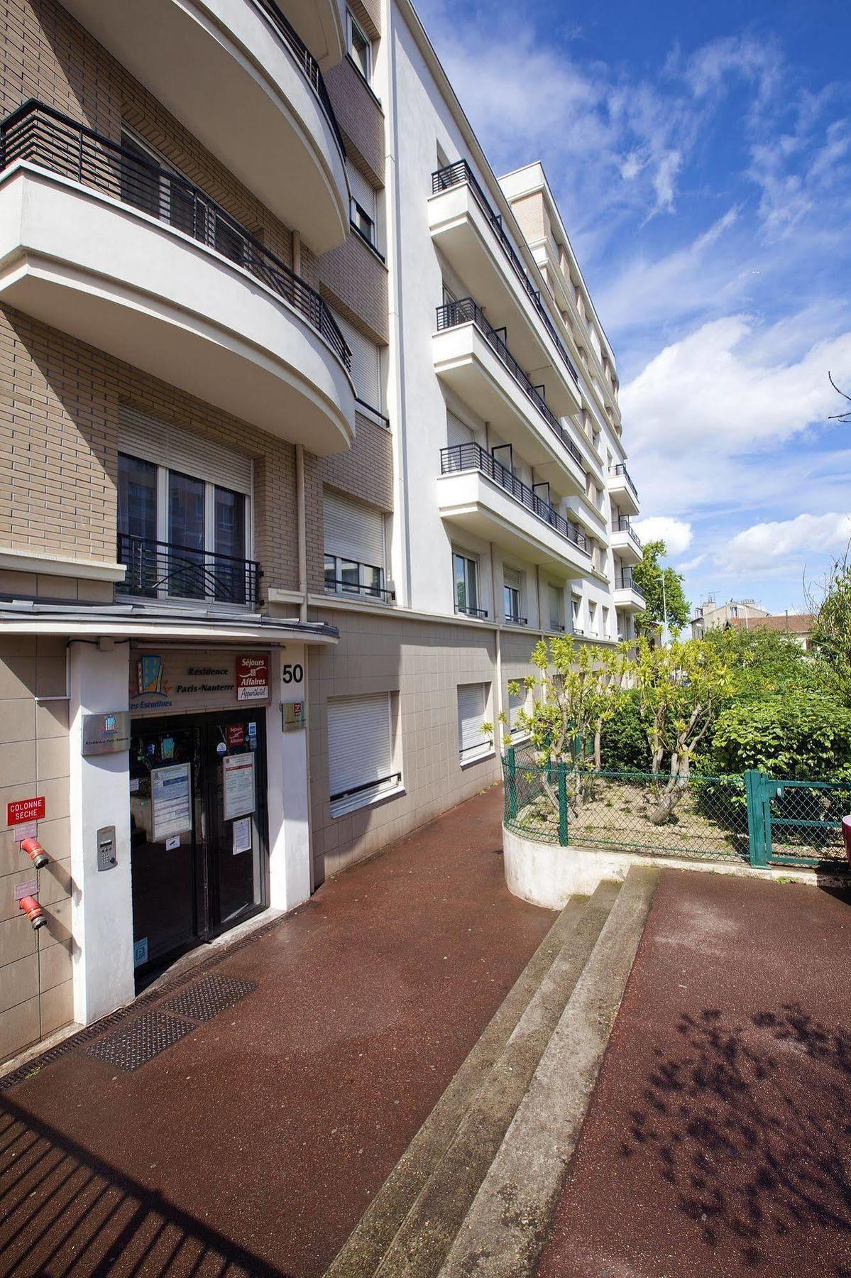 Sejours & Affaires Paris-Nanterre Aparthotel Buitenkant foto